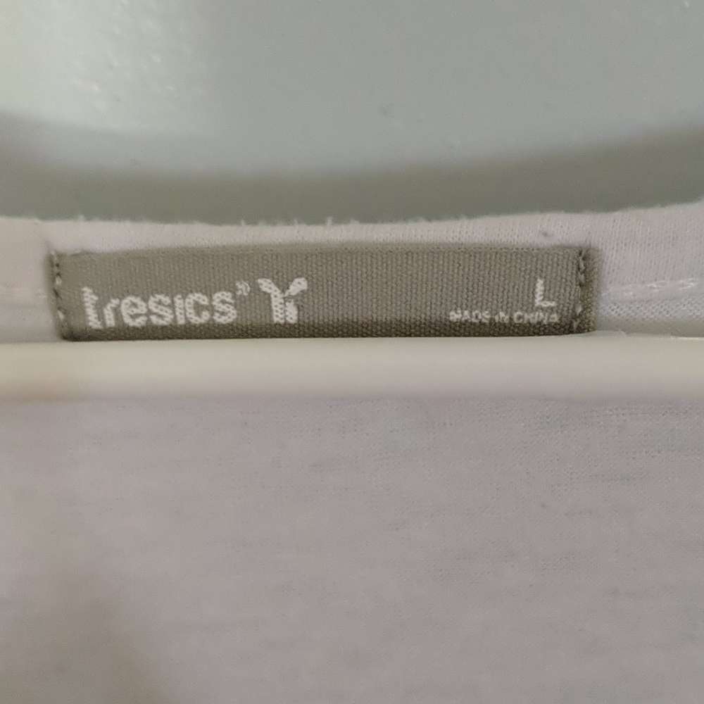 Tresics button tee - Picture 3 of 3
